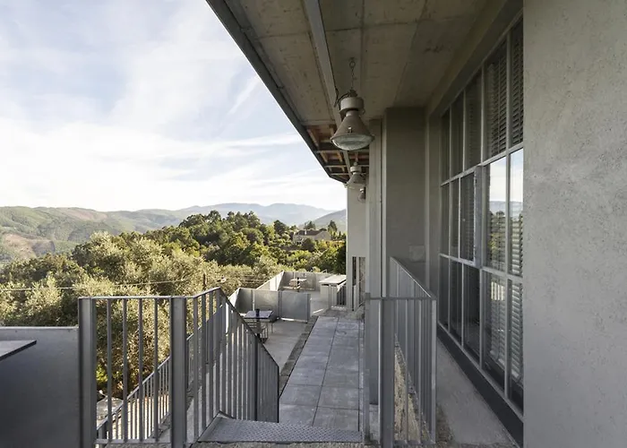 ベッド・アンド・ブレックファスト Plano5 - Robust Design